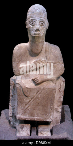Late Bronze Age, Syrian, 16th century BC. From Tell Atchana (ancient Alalakh), Turkey. A statue of a king of Alalakh, covered with his biography in cuneiform. This extraordinary statue represents Idrimi, a king of Alalakh. It was discovered by the excavator Leonard Woolley in the ruins of a temple at the site of Tell Atchana (ancient Alalakh). The statue is inscribed in Akkadian, using a cuneiform script, with an autobiography of Idrimi. Stock Photo