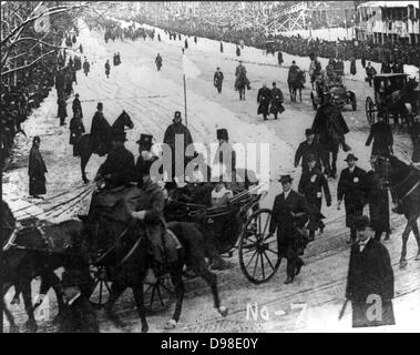 William Howard Taft (1857-1930) 27th President of the United States of America 1909-1913. Taft and his wife riding through Washington in an open carriage on his inauguration day. Stock Photo