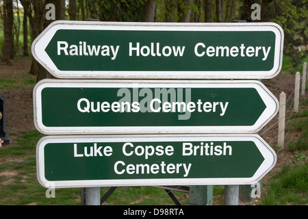 Direction sign commonwealth war graves Stock Photo