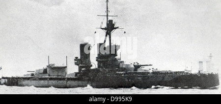 British battleship HMS 'Iron Duke': Built in the Royal Naval Dockyard, Portsmouth, England, and commissioned in 1914, Admiral Jellicoe made her flagship of the Grand Fleet. She was present at the Battle of Jutland, 31 May 1916. Stock Photo