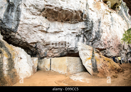 VIENG XAI, Laos — A concealed entrance leads into the Pathet Lao cave ...