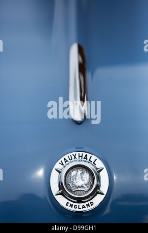 Classic car bonnet badge Vauxhall Stock Photo