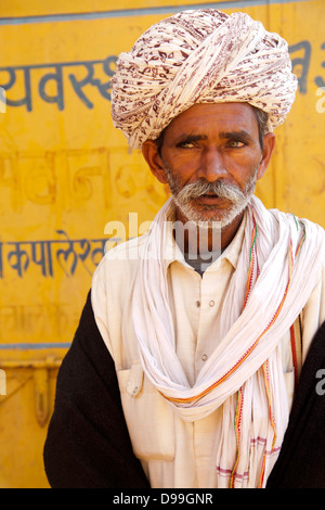 Portrait of a man in traditional clothing, Pushkar, Ajmer, Rajasthan, India Stock Photo