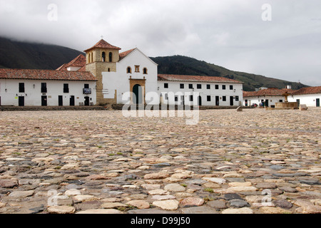 Iglesia Parroquial (parish church) on Plaza Mayor (main square) of the beautiful colonial village of Villa de Leyva, Colombia Stock Photo