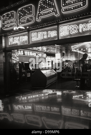 Las Vegas amusement arcade in Wardour Street, Soho, London Stock Photo