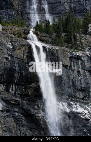 Waterfalls on the Weeping Wall Cirrus Mountain Banff National Park Alberta Canada Stock Photo