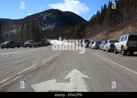 Winter road closure of highway 66 in Kananaskis Country (Alberta) Stock Photo