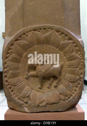 Pillar from the Buddhist Tree Shrine at Bodhgaya 1-100. Shunga Period. The Buddha achieved enlightenment under a bodhi tree.  The site of this tree later became a shrine, enclosed by a railing to mark the path of the pilgrims' ritual circular walk. Stock Photo