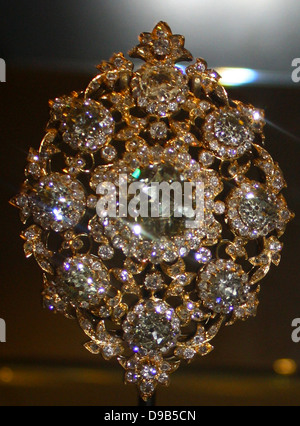 Royal Belt and Pendant Brooch.  Late 1890's  The queen wore this belt and accompanying pendant on state occasions, as shown in the portrait of her in about 1900.  Later, the wife of her grandson wore them at the coronation of Queen Elizabeth 11 in London Stock Photo