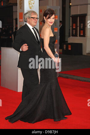 Elizabeth McGovern and husband Simon Curtis Orange British Academy Film Awards (BAFTAs) held at the Royal Opera House - Arrivals London, England - 12.02.12 Stock Photo