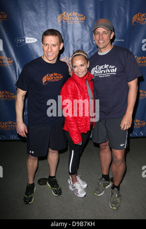 David Linn, Kristin Chenowetz, Seth Meyers Ride for Rare Cancers in Cycle For Survival this Weekend at Equinox Graybar - Day 2 New York City, USA - 12.02.12 Stock Photo