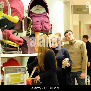 Stacey Solomon and boyfriend Aaron Barnham shopping at 'Mamas & Papas' London, England - 09.02.12 Stock Photo