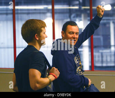 Sam Aston and Andrew Lancel The cast of Coronation Street arrive at Euston Station to head back to Manchester after attending the National Television Awards London, England - 26.01.11 Stock Photo