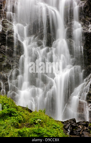 Horse Tail Falls, Keystone Canyon, Richardson Highway, 15 miles east of Valdez, Alaska, USA Stock Photo