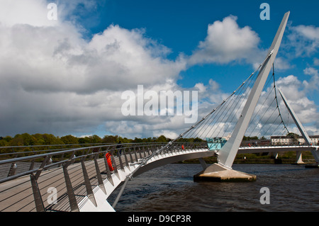 gorgeous Peace Bridge across the River Foyle in Derry, Northern Ireland Stock Photo