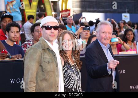 New York, Ny. 17th June, 2013. Jon Voight; James Haven at arrivals for WORLD WAR Z Premiere, Duffy Square at Times Square, New York, NY June 17, 2013. Credit: Andres Otero/Everett Collection/Alamy Live News Stock Photo