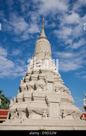 Royal Palace statue in Phnom Penh, Cambodia Stock Photo