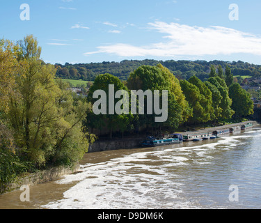 RIVER AVON BATH TOWARDS BATHWICK HILL SOMERSET Stock Photo