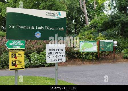 Sir Thomas & Lady DixonPark Sign Stock Photo