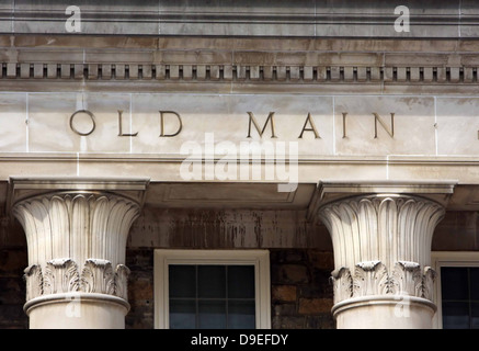 OLD MAIN BUILDING AT  PENNSYLVANIA STATE UNIVERSITY, STATE COLLEGE, UNIVERSITY PARK, HAPPY VALLEY, CENTRE COUNTY, PA, USA, PSU Stock Photo