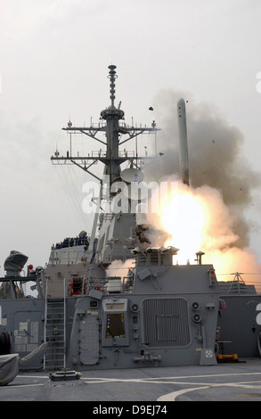 March 22, 2003 - A Tomahawk land attack missile launches from USS Milius in support of Operation Iraqi Freedom. Stock Photo