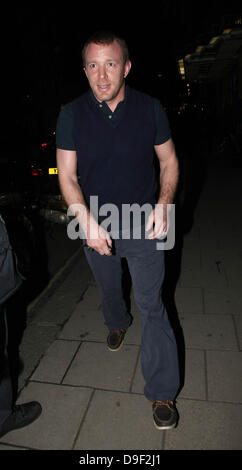 Guy Ritchie outside Claridge's Hotel London, England - 24.002.11 Stock Photo