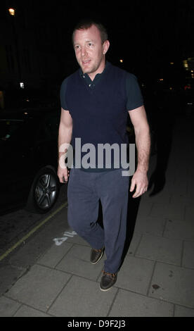 Guy Ritchie outside Claridge's Hotel London, England - 24.002.11 Stock Photo