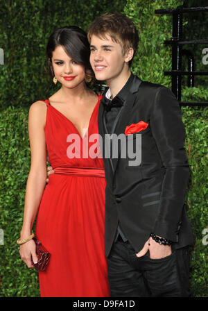 Selena Gomez and Justin Bieber 2011 Vanity Fair Oscar Party at Sunset Tower Hotel - Arrivals  West Hollywood, California - 27.02.11 Stock Photo