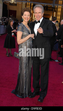 Annette Bening, Warren Beatty 83rd Annual Academy Awards (Oscars) held at the Kodak Theatre - Arrivals Los Angeles, California - 27.02.11 Stock Photo