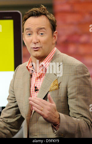 'What Not to Wear' host Clinton Kelly  appearing on CTV's The Marilyn Denis Show. Toronto, Canada - 04.03.11 Stock Photo