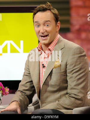 'What Not to Wear' host Clinton Kelly  appearing on CTV's The Marilyn Denis Show. Toronto, Canada - 04.03.11 Stock Photo