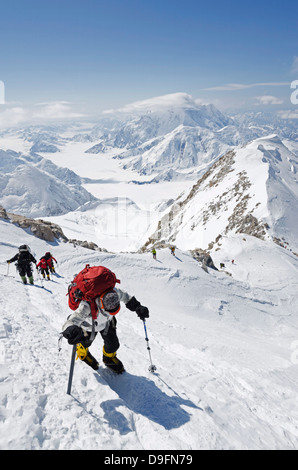 Climbing expedition on Mount McKinley, 6194m, Denali National Park, Alaska, USA Stock Photo