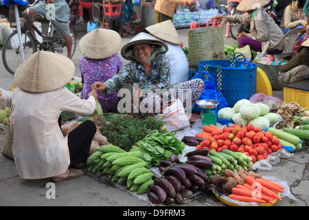 Market, Tra On, Mekong Delta, Vinh Long Province, Vietnam, Indochina, Southeast Asia Stock Photo