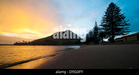 Mount Maunganui sunset, Tauranga, North Island, New Zealand Stock Photo