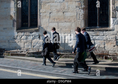 Schoolboys from King Edward VI Grammar School, Stratford-upon-Avon, UK Stock Photo