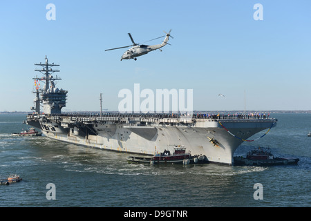Nimitz-class aircraft carrier USS Dwight D. Eisenhower. Stock Photo