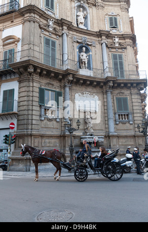 Horse drawn cart, Sightseeing, Quattro Canti, Palermo, Sicily, Italy Stock Photo