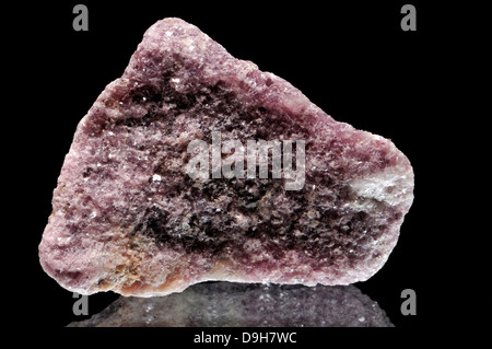 Lepidolite (Madagascar) lithium-containing mica Stock Photo