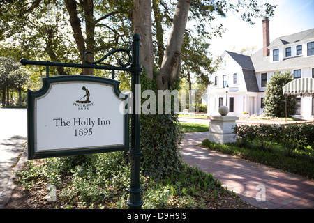 The Holly Inn, Pinehurst Resort in Pinehurst, NC, USA Stock Photo