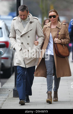 Stella McCartney and husband Alasdhair Willis on the school run in London  Featuring: Stella McCartney,Alasdhair Willis,Reiley W Stock Photo - Alamy