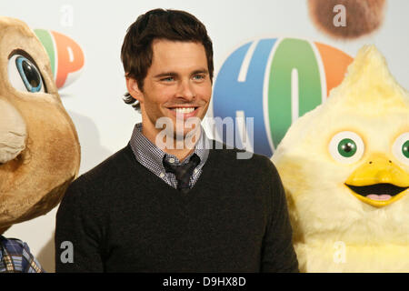 James Marsden attends a photocall for the animated comedy 'Hop' in Madrid Madrid, Spain - 24.03.11  Stock Photo