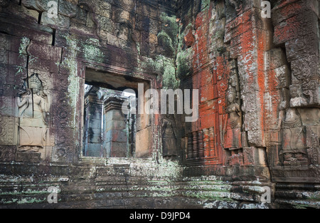 Apsara dancers, bas-relief of Angkor, Cambodia Stock Photo