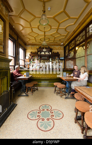 The Garden Gate pub in Hunslett, Leeds, shot for the cover of CAMRA's heritage pubs of West Yorkshire book. Stock Photo