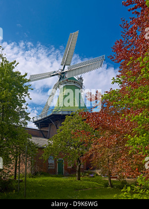 Venti Amica windmill in Twielenfleth Luehe, Altes Land, Stade District, Lower Saxony, Germany Stock Photo