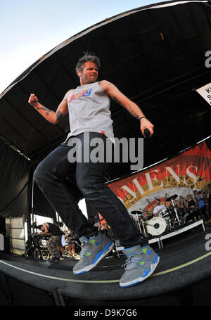 Pomona, California, USA. 21st June, 2013. Musician-SEAN FOREMAN vocals for the the band 3OH!3, on stage at Vans Warped Tour 2013, Pomona Fairplex, Pomona, California, USA, June 20, 2013.Credit Image cr Scott Mitchell/ZUMA Press ©Scott Mitchell/ZUMAPRESS.com/Alamy Live News Stock Photo