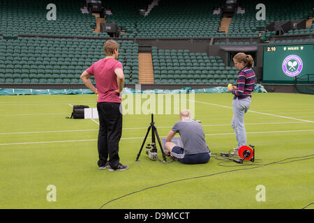 London, UK. 22nd June 2013. Practice and preparations take place ahead of The Wimbledon Tennis Championships 2013 held at The All England Lawn Tennis and Croquet Club. Credit:  Duncan Grove/Alamy Live News Stock Photo