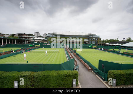 London, UK. 22nd June 2013. Practice and preparations take place ahead of The Wimbledon Tennis Championships 2013 held at The All England Lawn Tennis and Croquet Club.  General View (GV). Practice at the AELTC. Credit:  Duncan Grove/Alamy Live News Stock Photo