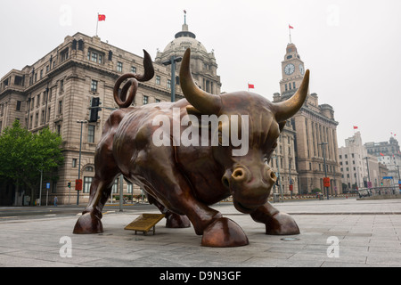 Bronze statue of a bull on the Bund Shanghai China Stock Photo