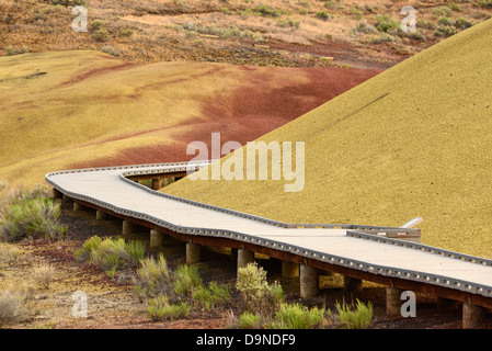 Boardwalk on the Painted Cove Trail in John Day Fossil Beds National Monument, Oregon. Stock Photo