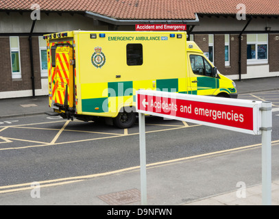 Ambulance outside Accident and Emergency at NHS hospital iin England, UK Stock Photo